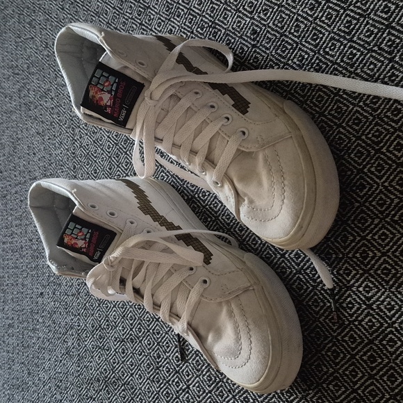Vans Nintendo Super Mario Brothers Sneakers - Picture 1 of 8